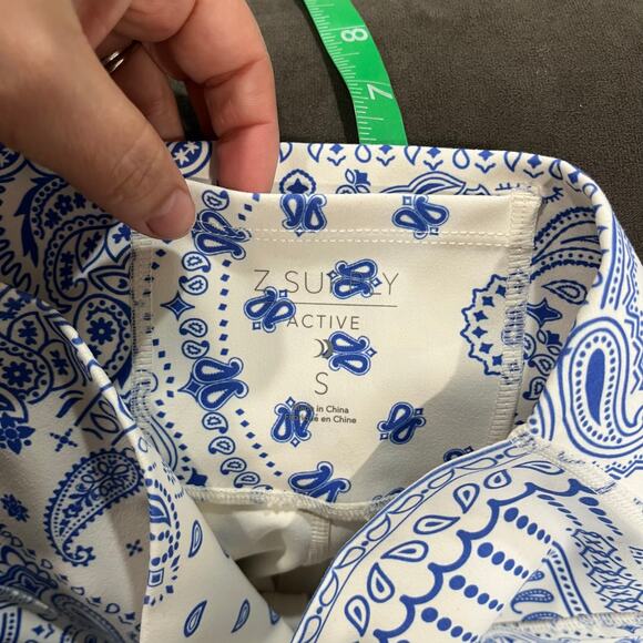 Z Supply Active Bandana 7/8 Leggings Size S Blue Off White Print Yoga Athleisure - Picture 8 of 9